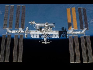 NASA astronauts' spacewalk successful 