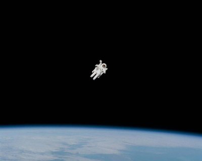 Astronaut Bruce McCandless II, during his historic "untethered" spacewalk using the Manned Maneuvering Unit. Image: NASA.  