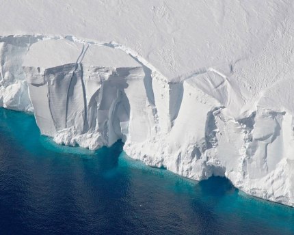 The Getz Ice Shelf in Antarctica is experiencing high melt rates.